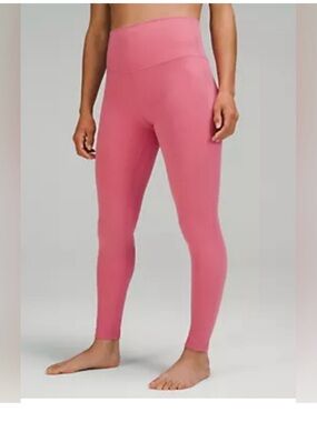 Lululemon Size 2 Align 25"